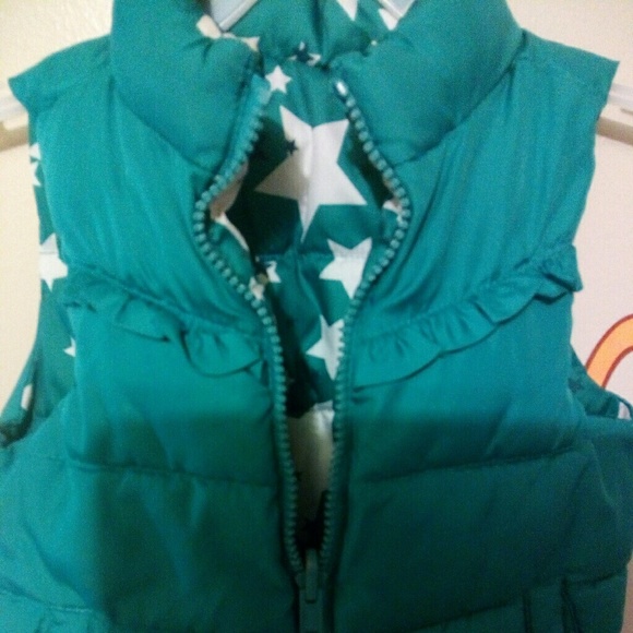 Girls Old Navy reversible vest - Picture 5 of 5